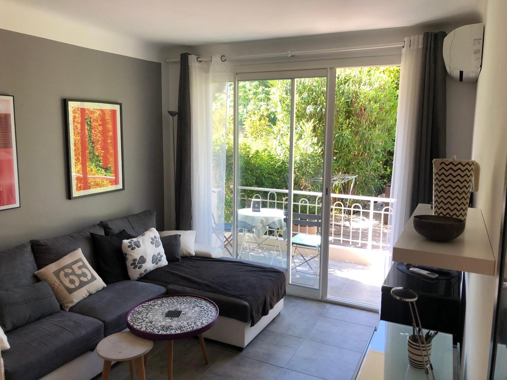 Only 60M To The Beach, 2 Bedroom Cozy Apartment, 80M2 Big Garden, Very Central Cannes Extérieur photo