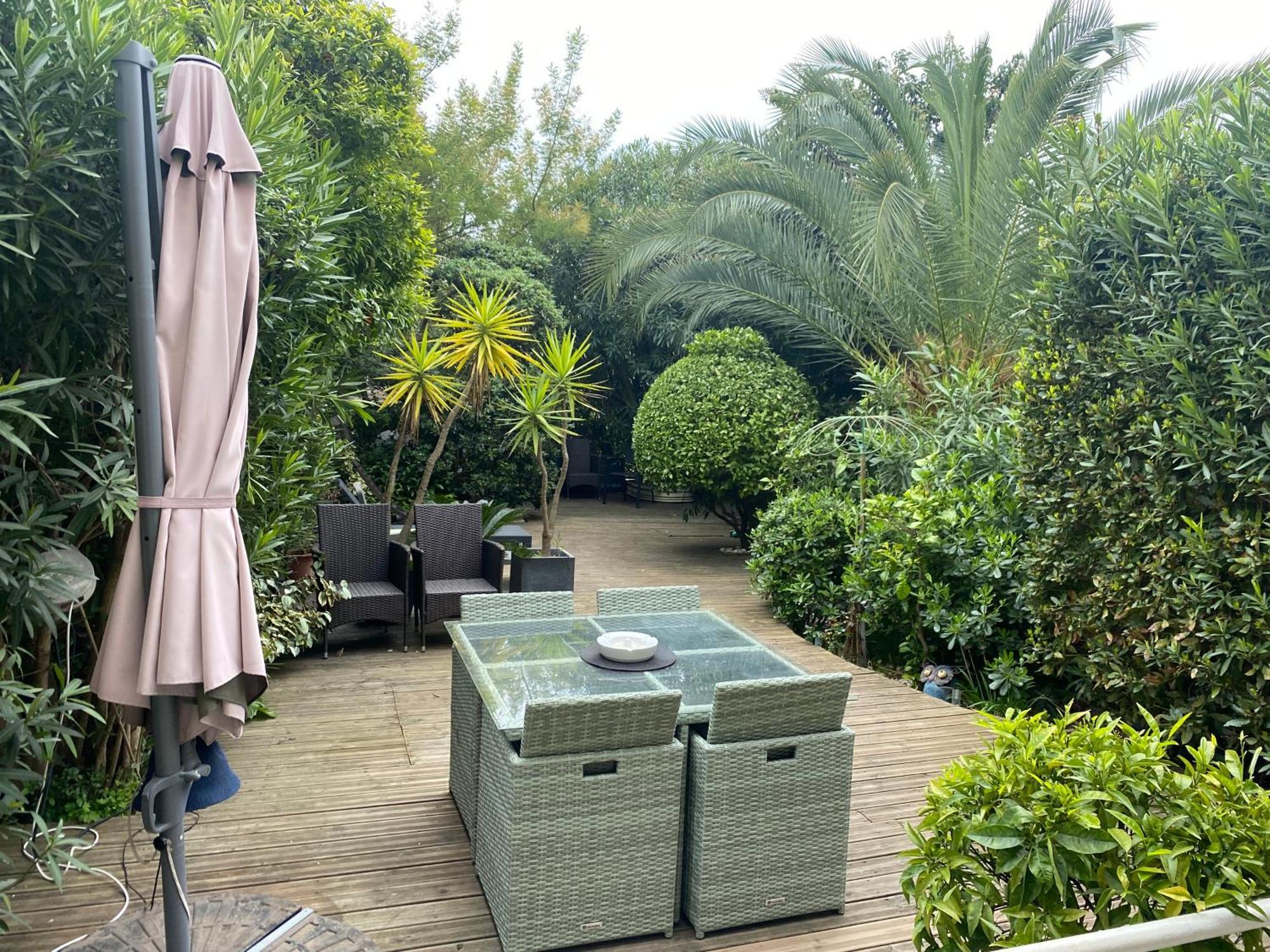Only 60M To The Beach, 2 Bedroom Cozy Apartment, 80M2 Big Garden, Very Central Cannes Extérieur photo